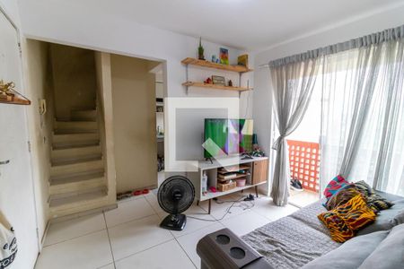 Sala de apartamento à venda com 2 quartos, 65m² em Del Castilho, Rio de Janeiro