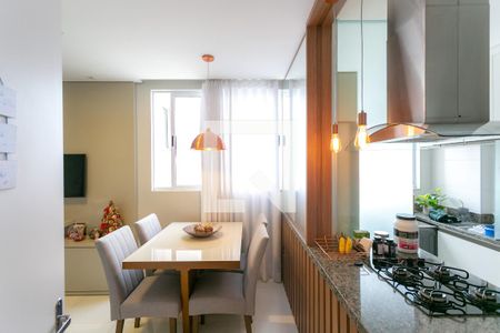 Sala de apartamento para alugar com 2 quartos, 48m² em Palmeiras, Belo Horizonte