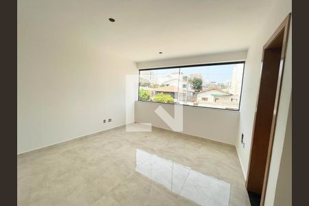 Casa à venda com 98m², 3 quartos e 4 vagas Casa à venda com 98m², 3 quartos e 4 vagasQuarto Suíte