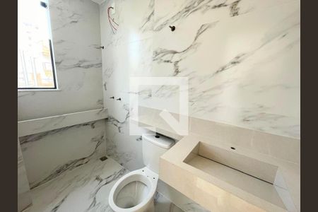 Casa à venda com 98m², 3 quartos e 4 vagas Casa à venda com 98m², 3 quartos e 4 vagasSuíte