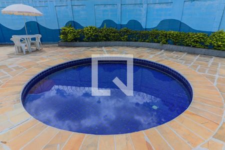 Apartamento para alugar com 100m², 3 quartos e 1 vagaÁrea comum - Piscina