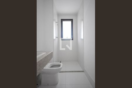 Apartamento à venda com 230m², 4 quartos e 4 vagasBanheiro suíte 1