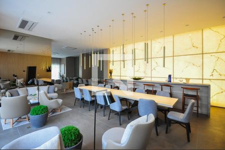 Apartamento à venda com 230m², 4 quartos e 4 vagasSalão de festa