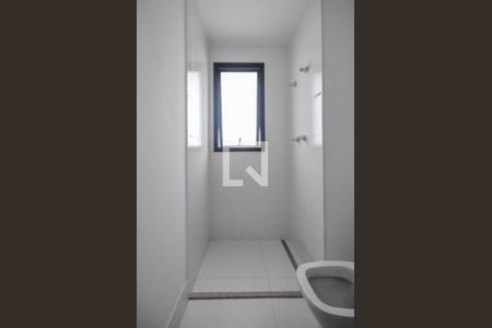 Apartamento à venda com 230m², 4 quartos e 4 vagasBanheiro suíte 2