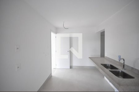 Apartamento à venda com 230m², 4 quartos e 4 vagasCozinha