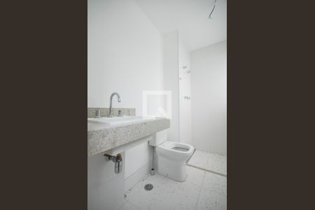 Apartamento à venda com 230m², 4 quartos e 4 vagasBanheiro suíte 3