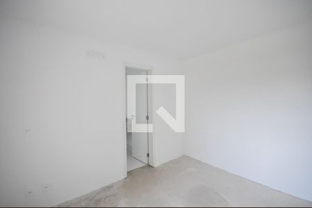 Apartamento à venda com 230m², 4 quartos e 4 vagasSuíte 2