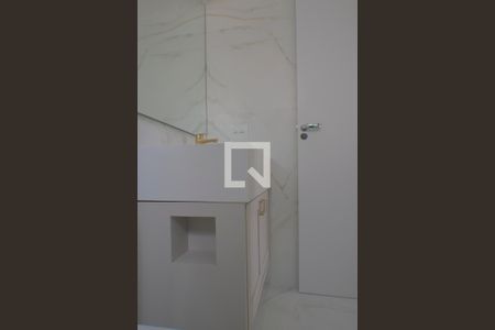 Apartamento à venda com 126m², 2 quartos e 2 vagas Apartamento à venda com 126m², 2 quartos e 2 vagasBanheiro da Suíte 2