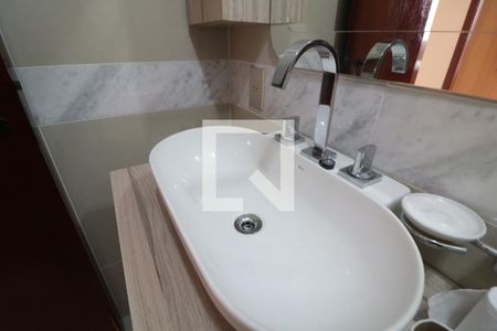 Apartamento à venda com 78m², 2 quartos e 2 vagasBanheiro Social- pia