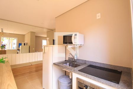 Apartamento para alugar com 43m², 2 quartos e 1 vaga Apartamento para alugar com 43m², 2 quartos e 1 vagaÁrea comum - Salão de festas