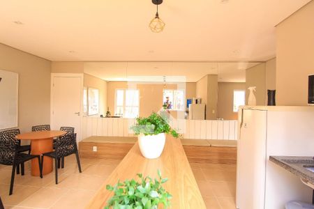 Apartamento para alugar com 43m², 2 quartos e 1 vaga Apartamento para alugar com 43m², 2 quartos e 1 vagaÁrea comum - Salão de festas