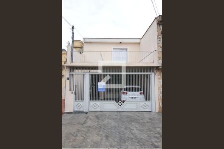 Casa à venda com 170m², 3 quartos e 2 vagasFachada
