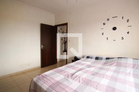 Suíte 1 de casa à venda com 3 quartos, 170m² em Vila Laís, São Paulo