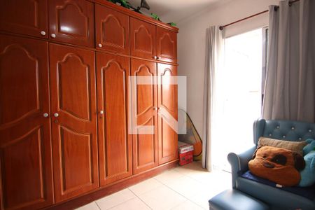 Casa à venda com 170m², 3 quartos e 2 vagasQuarto