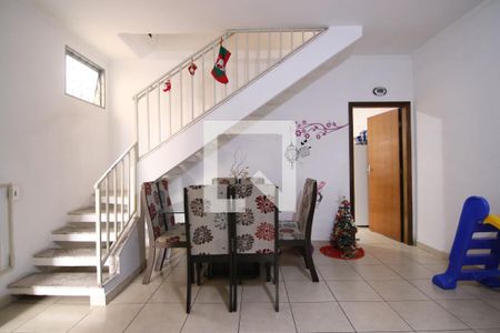 Sala de casa à venda com 3 quartos, 170m² em Vila Laís, São Paulo