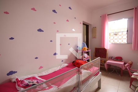 Casa à venda com 170m², 3 quartos e 2 vagasSuíte 2