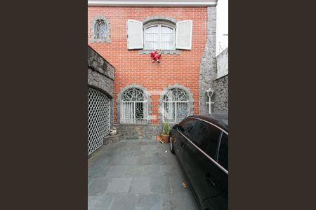 Casa à venda com 250m², 3 quartos e 4 vagas Casa à venda com 250m², 3 quartos e 4 vagasGaragem