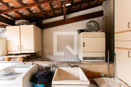 Casa à venda com 250m², 3 quartos e 4 vagas Casa à venda com 250m², 3 quartos e 4 vagasÁrea de Serviço