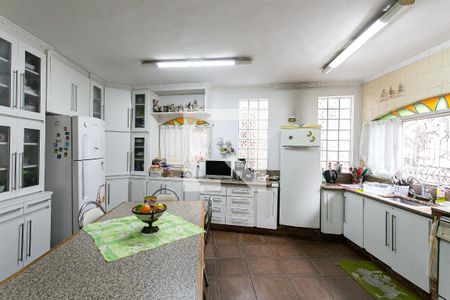 Casa à venda com 250m², 3 quartos e 4 vagas Casa à venda com 250m², 3 quartos e 4 vagasCozinha