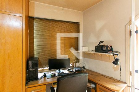 Casa à venda com 250m², 3 quartos e 4 vagas Casa à venda com 250m², 3 quartos e 4 vagasSuíte 3