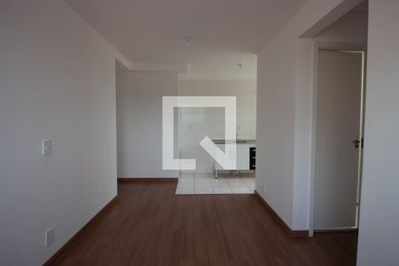 Sala de apartamento para alugar com 2 quartos, 46m² em Itaquera, São Paulo