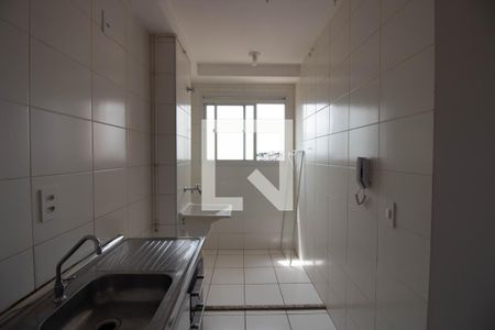 Apartamento para alugar com 46m², 2 quartos e sem vaga Apartamento para alugar com 46m², 2 quartos e sem vagaCozinha-Lavanderia