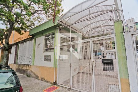 Apartamento para alugar com 49m², 2 quartos e 1 vaga Apartamento para alugar com 49m², 2 quartos e 1 vagaFachada