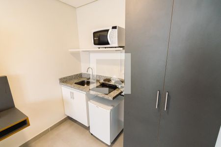 Cozinha de kitnet/studio para alugar com 1 quarto, 35m² em Lapa de Baixo, São Paulo