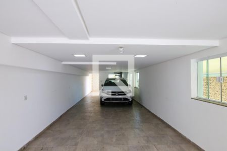 Casa à venda com 438m², 4 quartos e 5 vagasGaragem