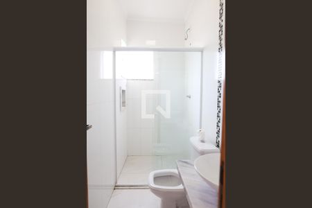 Casa à venda com 438m², 4 quartos e 5 vagasBanheiro da Suite 1