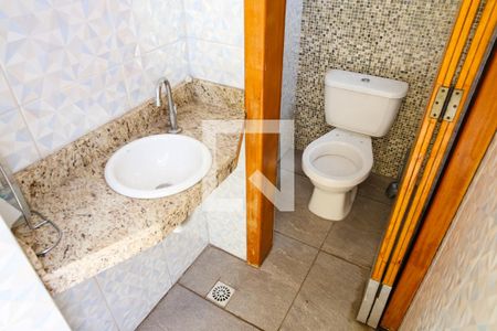 Casa à venda com 438m², 4 quartos e 5 vagasBanheiro da Cobertura