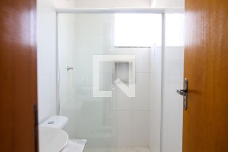 Casa à venda com 438m², 4 quartos e 5 vagasBanheiro da Suite 2