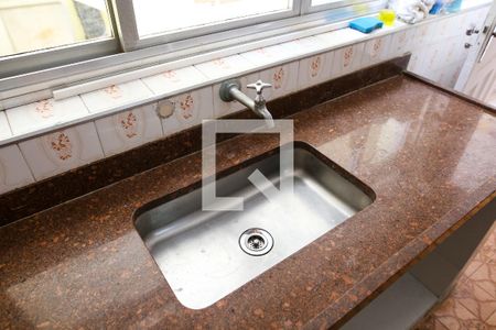 Casa à venda com 438m², 4 quartos e 5 vagasCozinha 2