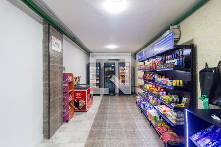 Apartamento à venda com 65m², 2 quartos e sem vagaMini Mercado