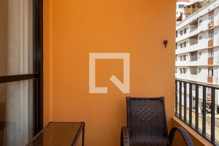 Varanda de apartamento para alugar com 2 quartos, 75m² em Vila Júlia, Guarujá