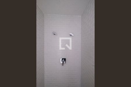 Studio para alugar com 27m², 1 quarto e 1 vaga Studio para alugar com 27m², 1 quarto e 1 vagaBanheiro