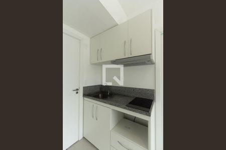 Sala/Cozinha de apartamento para alugar com 1 quarto, 27m² em Vila Nova Conceição, São Paulo
