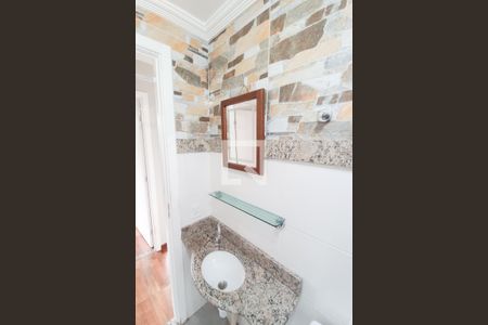 Banheiro social  de apartamento à venda com 2 quartos, 44m² em Santa Amelia, Belo Horizonte