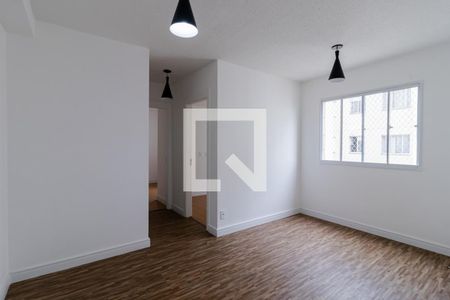 Apartamento para alugar com 2 quartos, 40m² em Jardim Santa Emilia, São Paulo