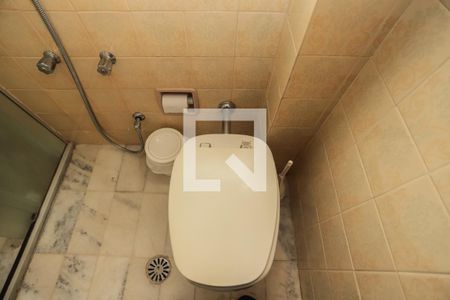 Apartamento à venda com 112m², 3 quartos e 2 vagasBanheiro do Quarto 2