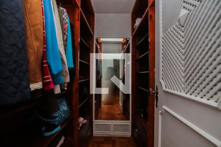 Apartamento à venda com 112m², 3 quartos e 2 vagasQuarto 3- Closet
