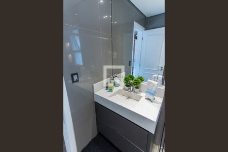 Casa para alugar com 350m², 4 quartos e 6 vagas Casa para alugar com 350m², 4 quartos e 6 vagasBanheiro da Suíte 2