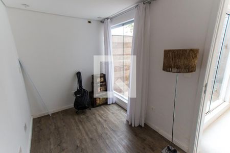 Casa para alugar com 350m², 4 quartos e 6 vagas Casa para alugar com 350m², 4 quartos e 6 vagasQuarto