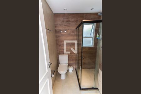 Casa para alugar com 350m², 4 quartos e 6 vagas Casa para alugar com 350m², 4 quartos e 6 vagasBanheiro da Suíte 3