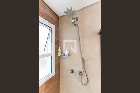 Casa para alugar com 350m², 4 quartos e 6 vagas Casa para alugar com 350m², 4 quartos e 6 vagasBanheiro da Suíte 3