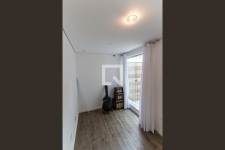 Casa para alugar com 350m², 4 quartos e 6 vagas Casa para alugar com 350m², 4 quartos e 6 vagasQuarto