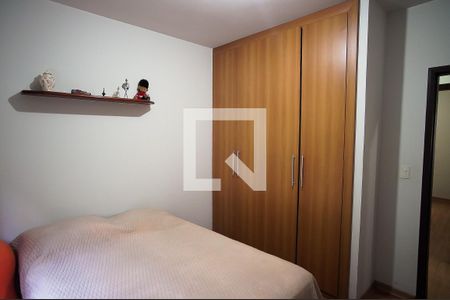 Casa à venda com 360m², 7 quartos e 3 vagas Casa à venda com 360m², 7 quartos e 3 vagasQuarto 3 casa 1