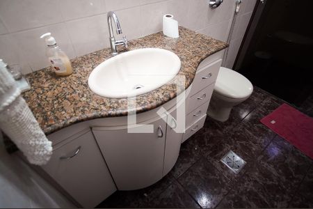 Casa à venda com 360m², 7 quartos e 3 vagas Casa à venda com 360m², 7 quartos e 3 vagasBanheiro casa 1