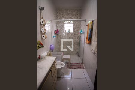 Casa à venda com 360m², 7 quartos e 3 vagas Casa à venda com 360m², 7 quartos e 3 vagasBanheiro casa 2