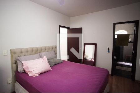 Casa à venda com 360m², 7 quartos e 3 vagas Casa à venda com 360m², 7 quartos e 3 vagasQuarto 4 casa 1